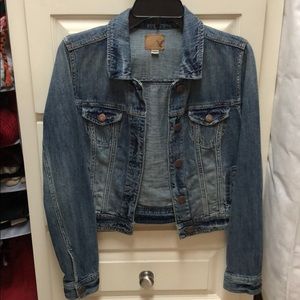 Like new blue jean jacket